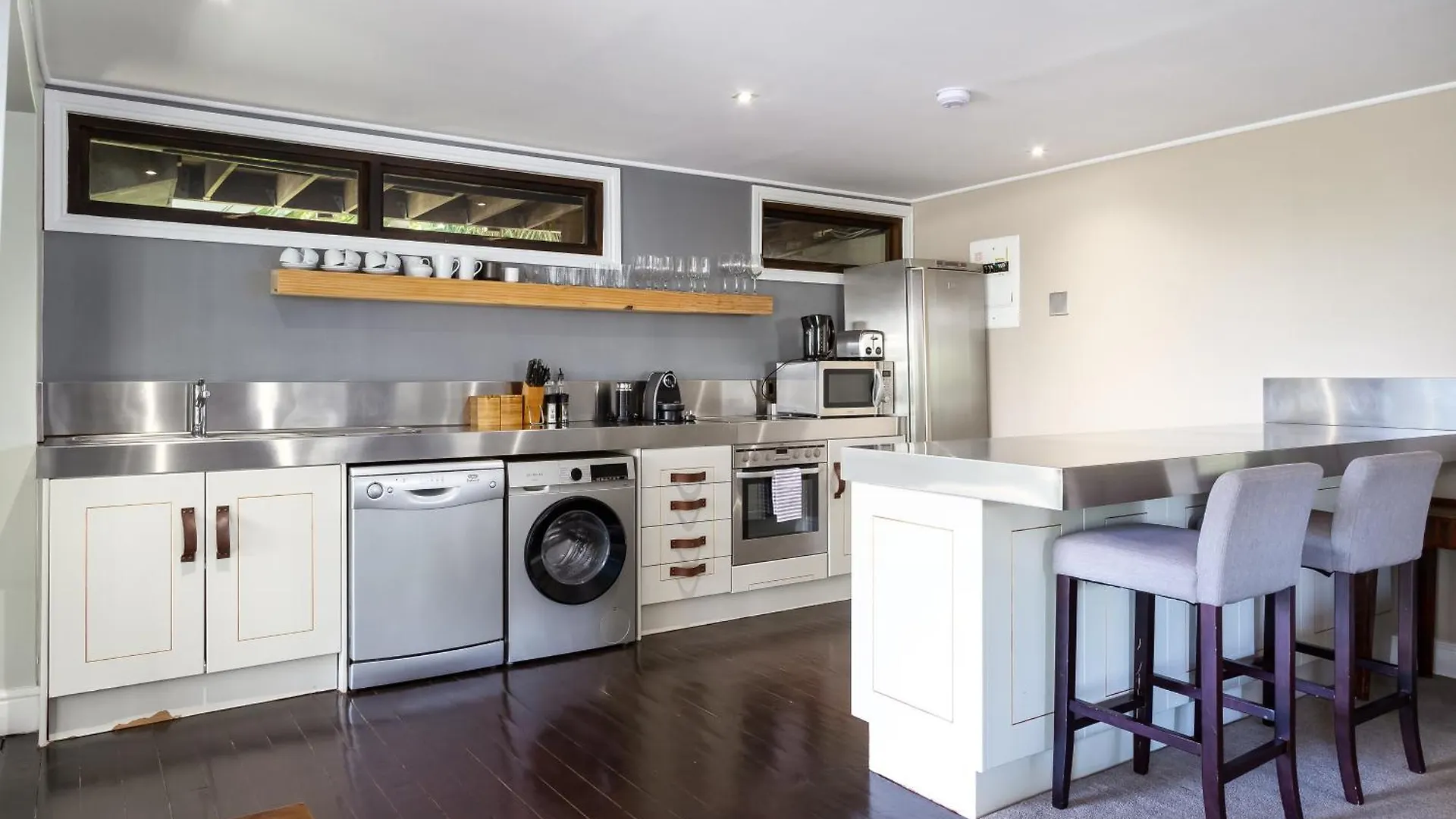 Sweet Greta - Garden Apartment With Solar Power Cape Town 0*,  South Africa