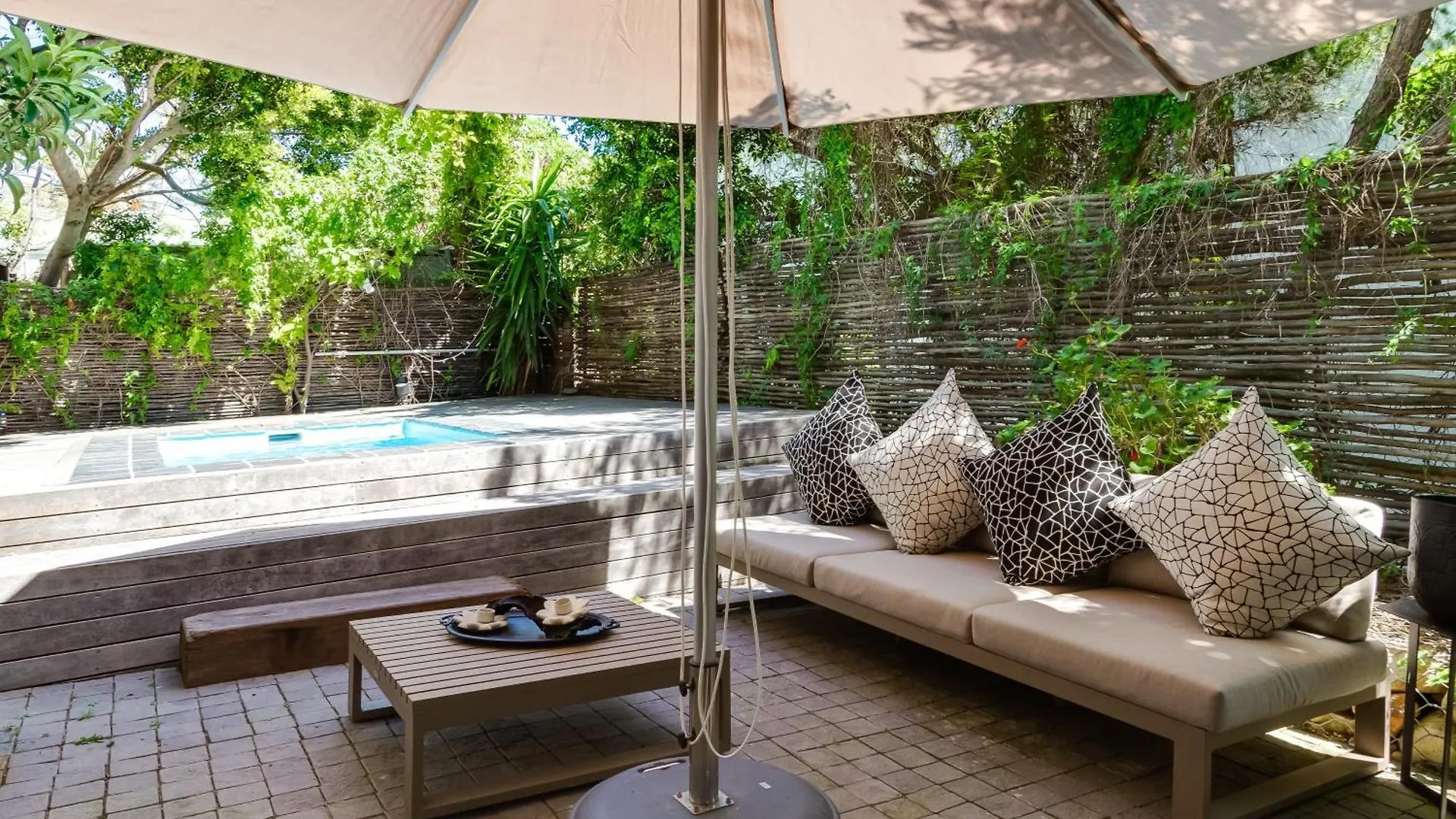 Aparthotel Sweet Greta - Garden Apartment With Solar Power Cape Town