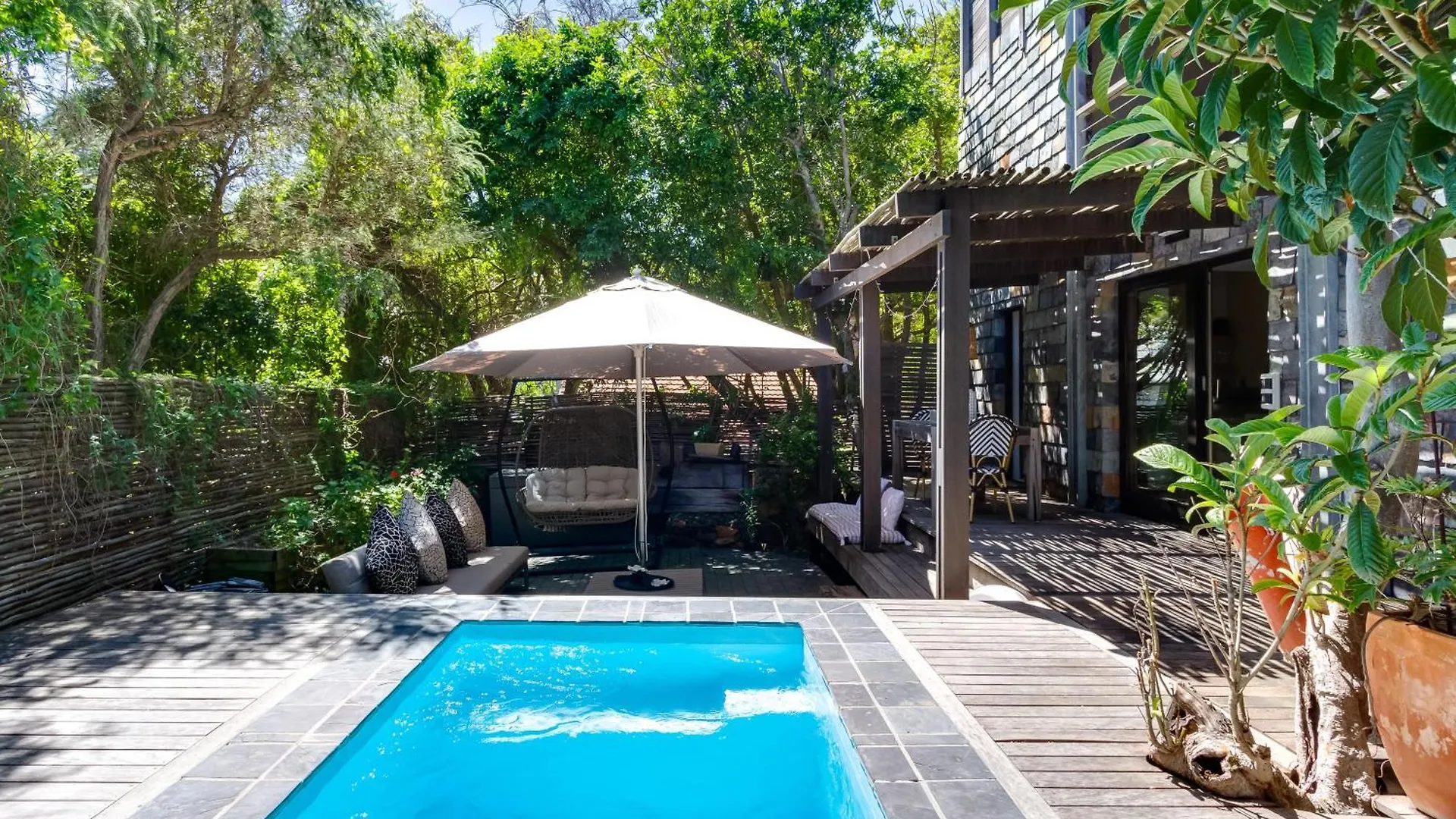 Aparthotel Sweet Greta - Garden Apartment With Solar Power Cape Town